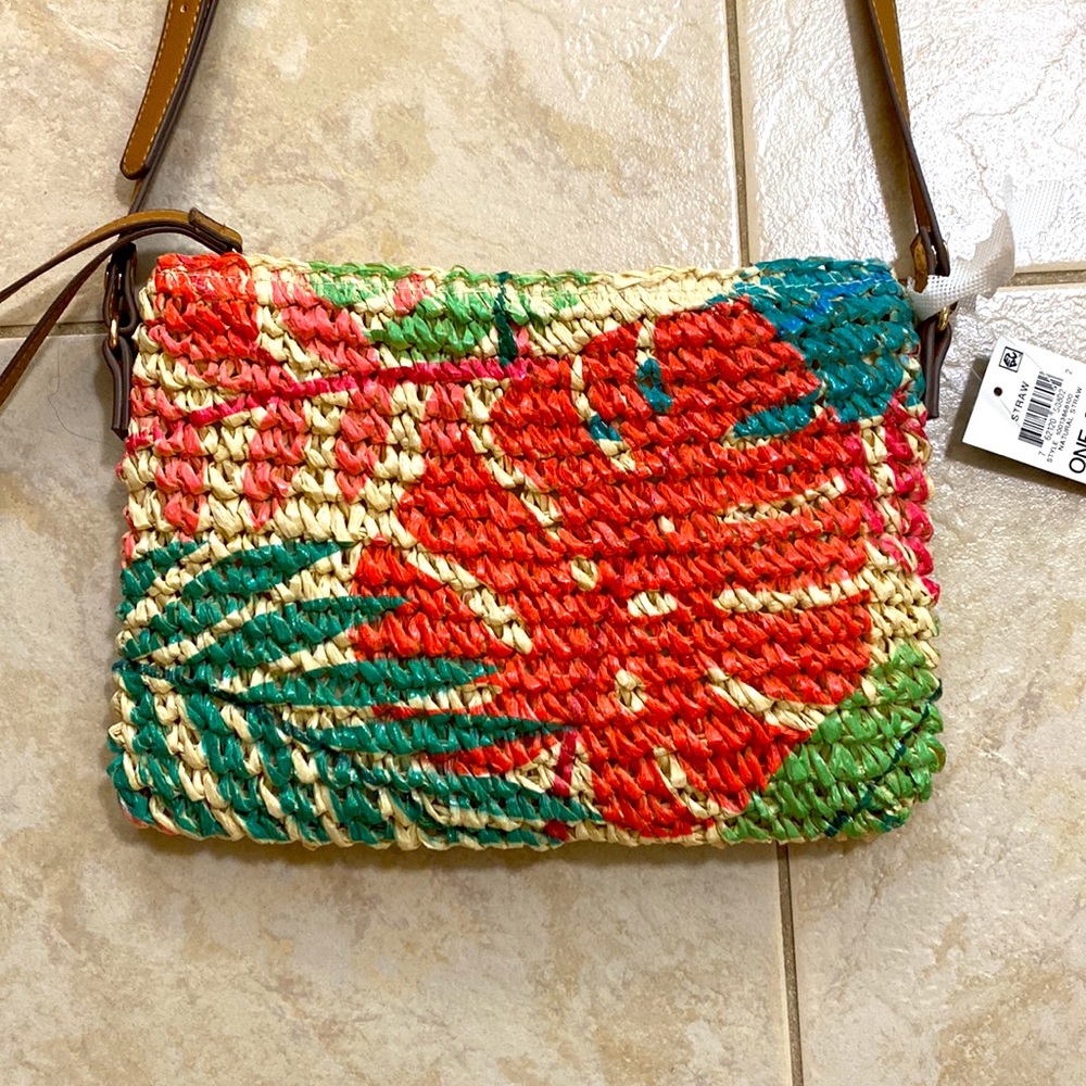 I.N.C International Concepts. straw purse. Floral - Picture 2 of 5
